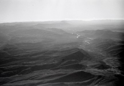 ETH-BIB-Fluss in einem Gebirge zwischen Colomb-Bechar und Fès-Nordafrikaflug 1932-LBS MH02-13-0290