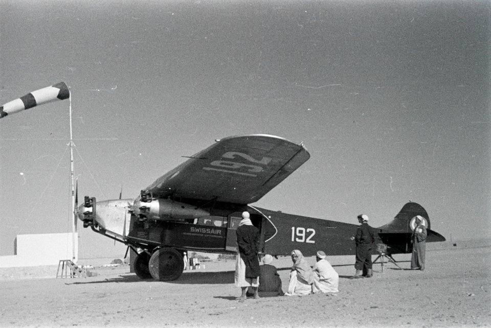 ETH-BIB-Fokker F. VII b-3m, CH-192 an Tankstelle-Abessinienflug 1934-LBS MH02-22-0908