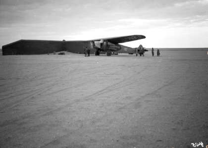ETH-BIB-Fokker in der Sahara-Tschadseeflug 1930-31-LBS MH02-08-0405
