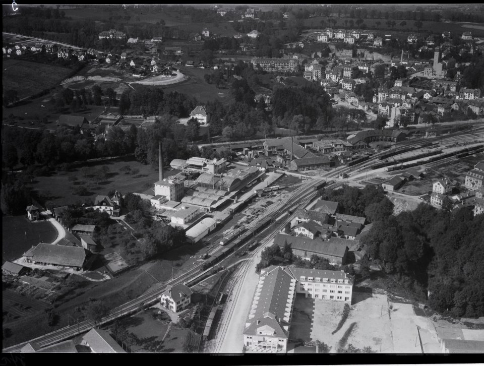 ETH-BIB-Freiburg, Brauerei Cardinal-Inlandflüge-LBS MH03-0269