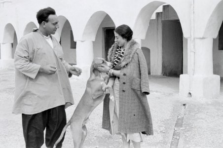 ETH-BIB-Frau und Mann mit Hund in Beni-Abbès-Nordafrikaflug 1932-LBS MH02-13-0193
