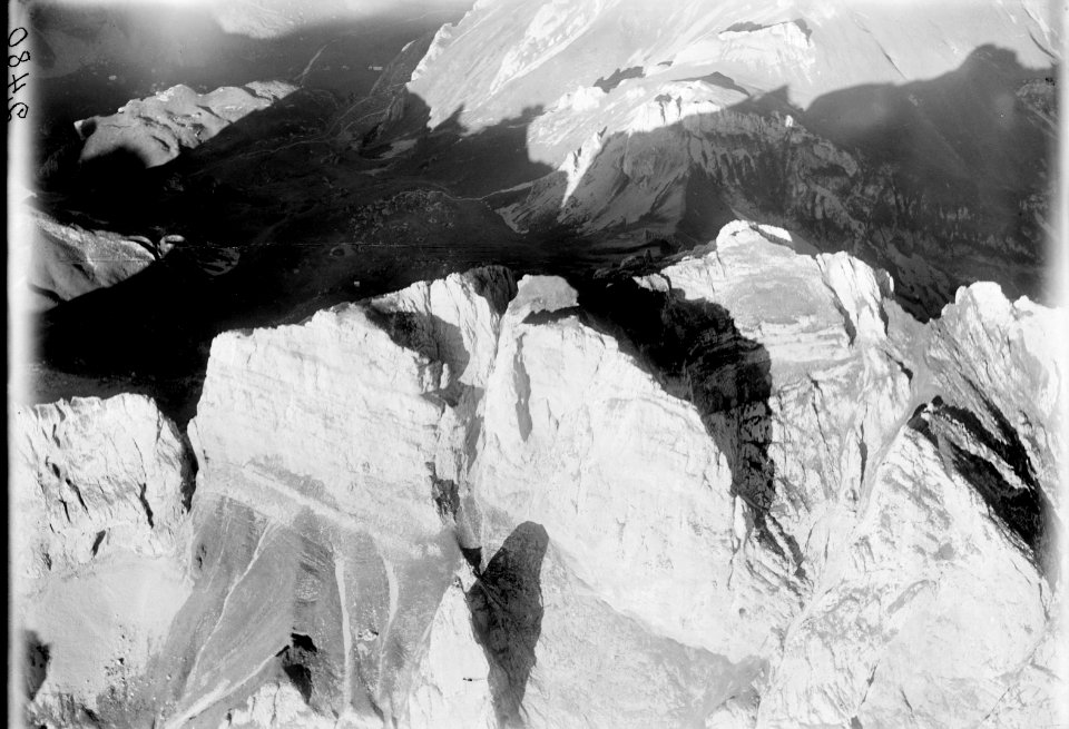 ETH-BIB-Freiheit, Hundstein v. S. aus 3500 m-Inlandflüge-LBS MH01-002480