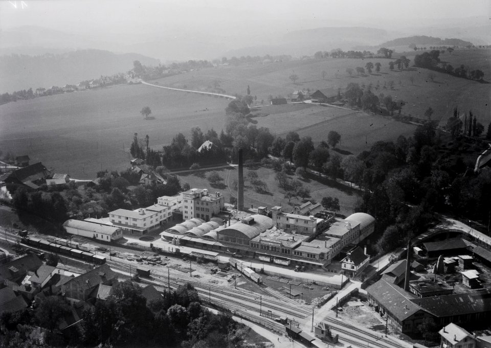 ETH-BIB-Freiburg, Brauerei Cardinal-Inlandflüge-LBS MH03-0267