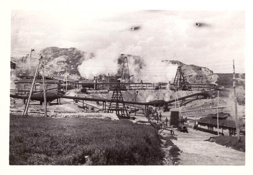 ETH-BIB-Friedlaender-Castelnuovo bei Larderello-Hs 1309-0013-018