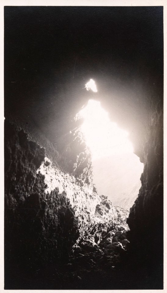 ETH-BIB-Friedlaender-Etna, Höhle-Hs 1309-0008-203