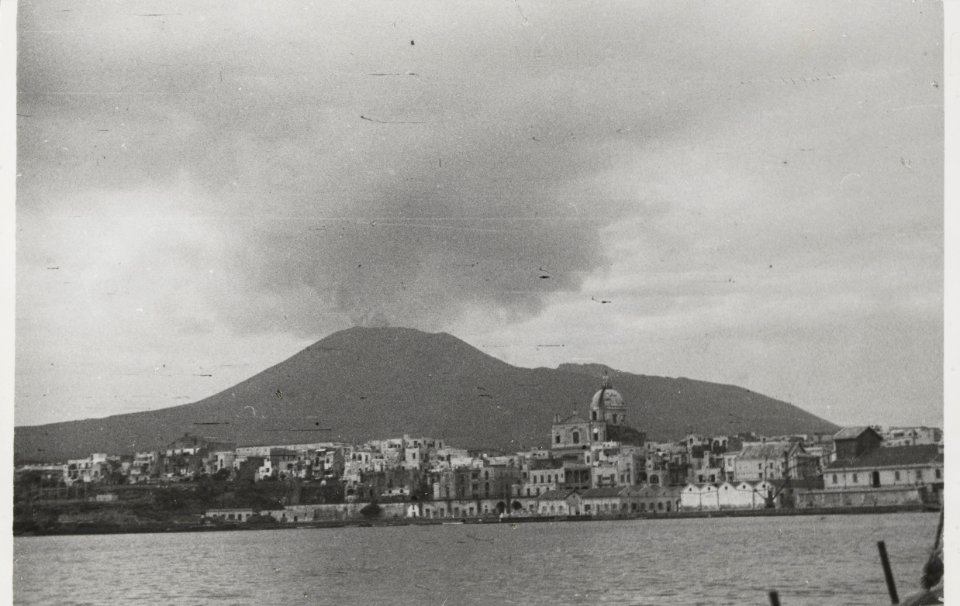 ETH-BIB-Friedlaender-Küstenfahrt vom 9. Juni 1933- Torre Annunziata-Hs 1309-0005-077