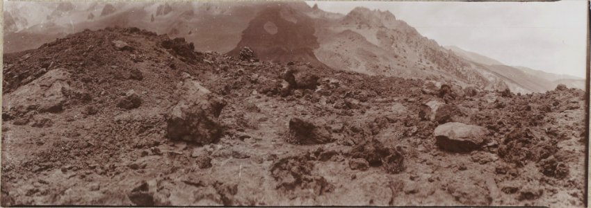 ETH-BIB-Friedlaender-Lava 1908 am Aetna-Hs 1309-0008-013