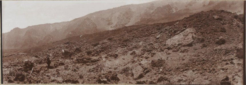 ETH-BIB-Friedlaender-Lava 1908 am Aetna-Hs 1309-0008-012