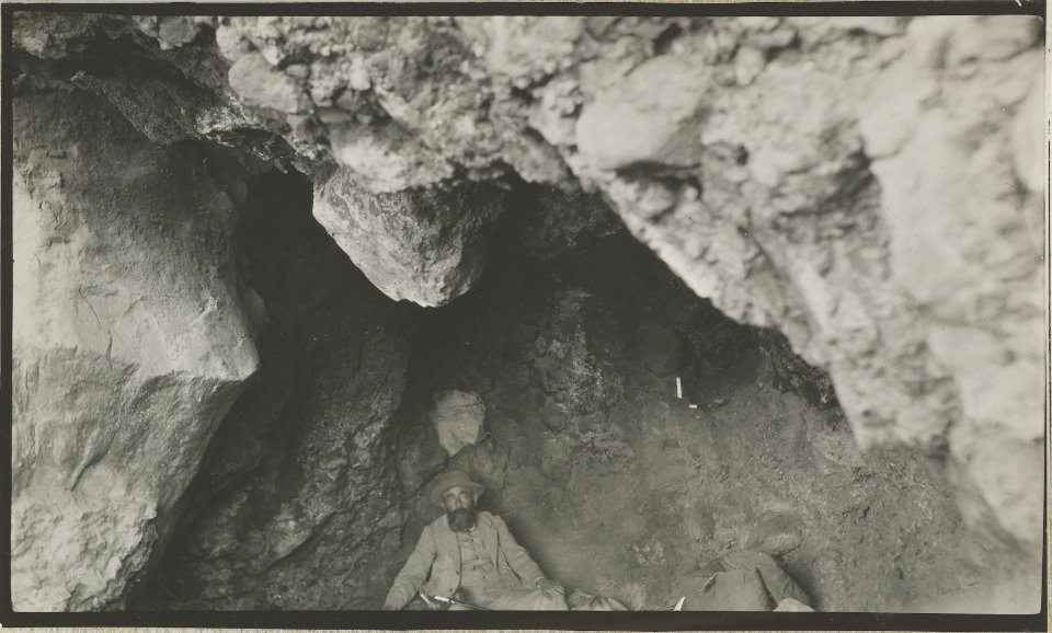 ETH-BIB-Friedlaender-Orizaba, La Cueva de los Muertos-Hs 1309-0038-015