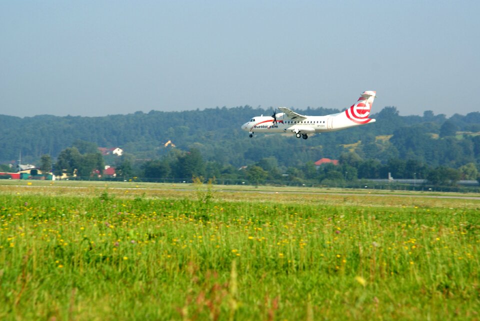 Aircraft fly transport