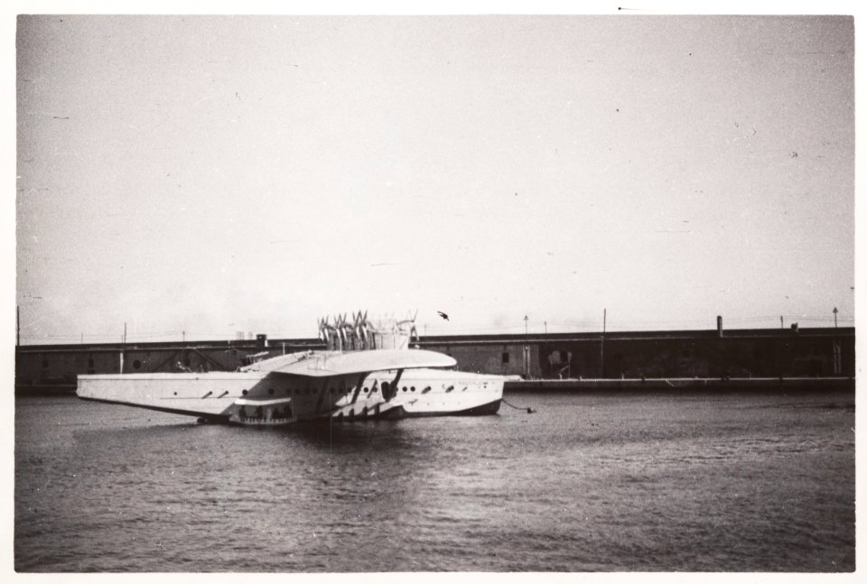 ETH-BIB-Friedlaender-U. Maddalena im Hafen von Napoli-Hs 1309-0014-006
