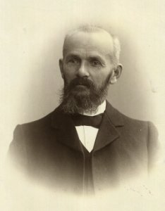ETH-BIB-Früh, Johann Jakob (1852-1938)-Portrait-Portr 02884.tif (cropped)