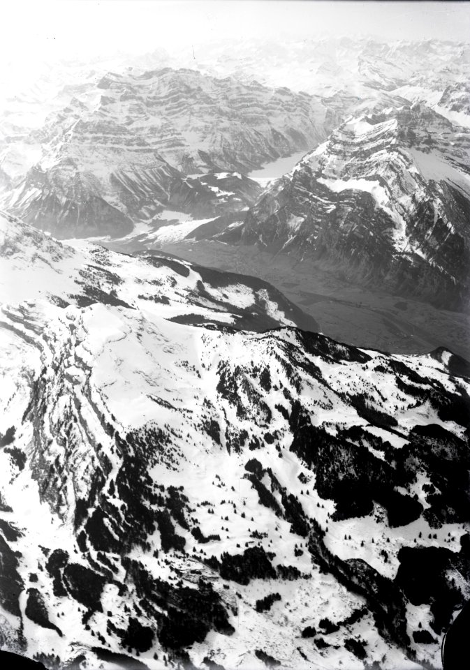 ETH-BIB-Frohnalpstock, Klöntal, Glärnisch, Wiggis v. N. O. aus 3200 m-Inlandflüge-LBS MH01-000354
