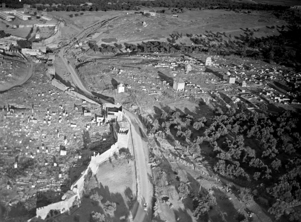 ETH-BIB-Fés- Stadtmauer-Tschadseeflug 1930-31-LBS MH02-08-0476