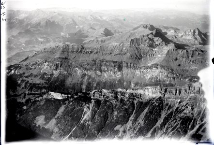 ETH-BIB-Gadmerflue, Glogghüs, Melchsee, Brünigshaupt v. S. aus 4000 m-Inlandflüge-LBS MH01-002436