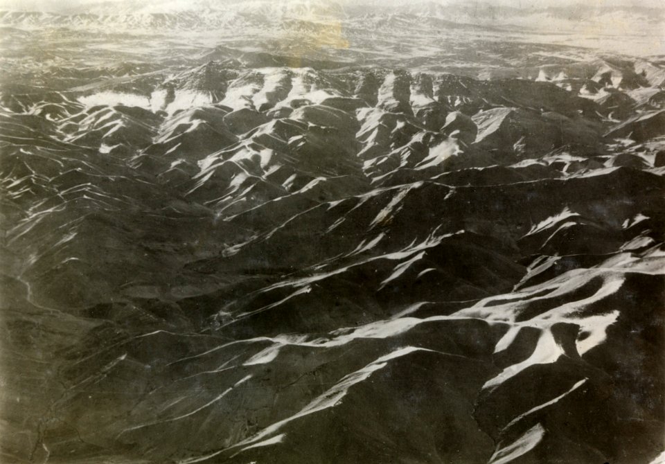 ETH-BIB-Gebiet vom Manjilpass aus 3000 m Höhe-Persienflug 1924-1925-LBS MH02-02-0128-AL-FL