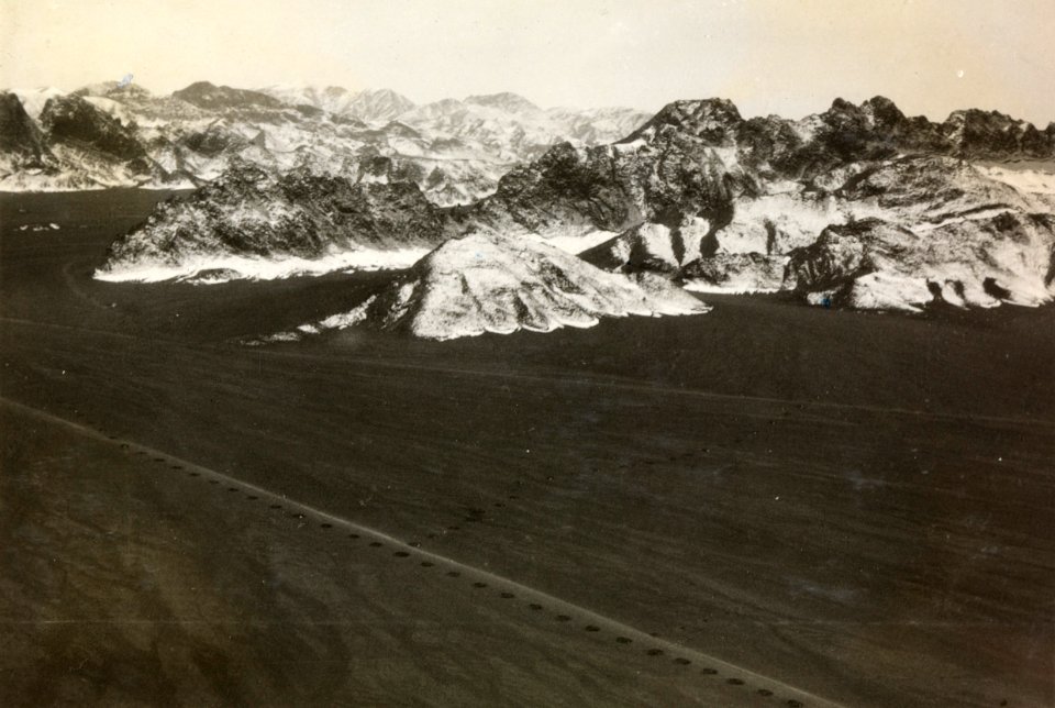 ETH-BIB-Gebirgslandschaft-Persienflug 1924-1925-LBS MH02-02-0234-AL-FL