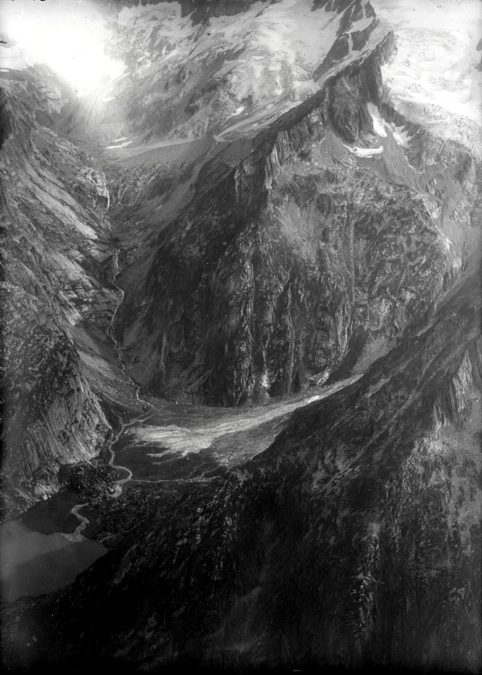 ETH-BIB-Gelmersee, Dichtertal, Dichterberggletscher, Alpigl v. S. W. aus 2700 m-Inlandflüge-LBS MH01-004852