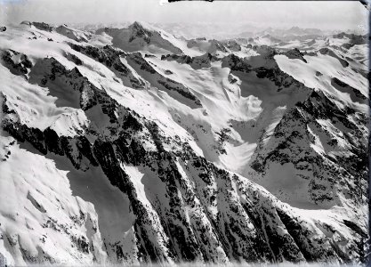 ETH-BIB-Gelmenhörner, Gallenstock v. der Grimsel aus 3800 m-Inlandflüge-LBS MH01-000371
