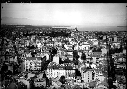 ETH-BIB-Genf = Genève, Plainpalais aus 80 m-Inlandflüge-LBS MH01-007924