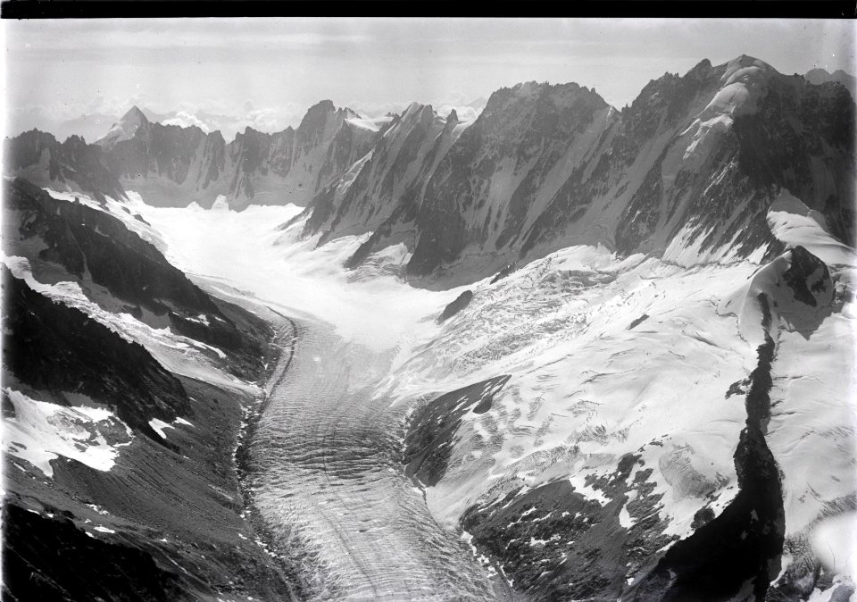 ETH-BIB-Glacier d'Argentière, Mont Dolent v. N. W. aus 4000 m-Inlandflüge-LBS MH01-005193