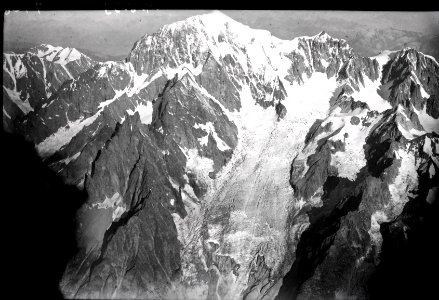 ETH-BIB-Glacier della Brenva, Mont Maudit v. O.-Inlandflüge-LBS MH01-007428