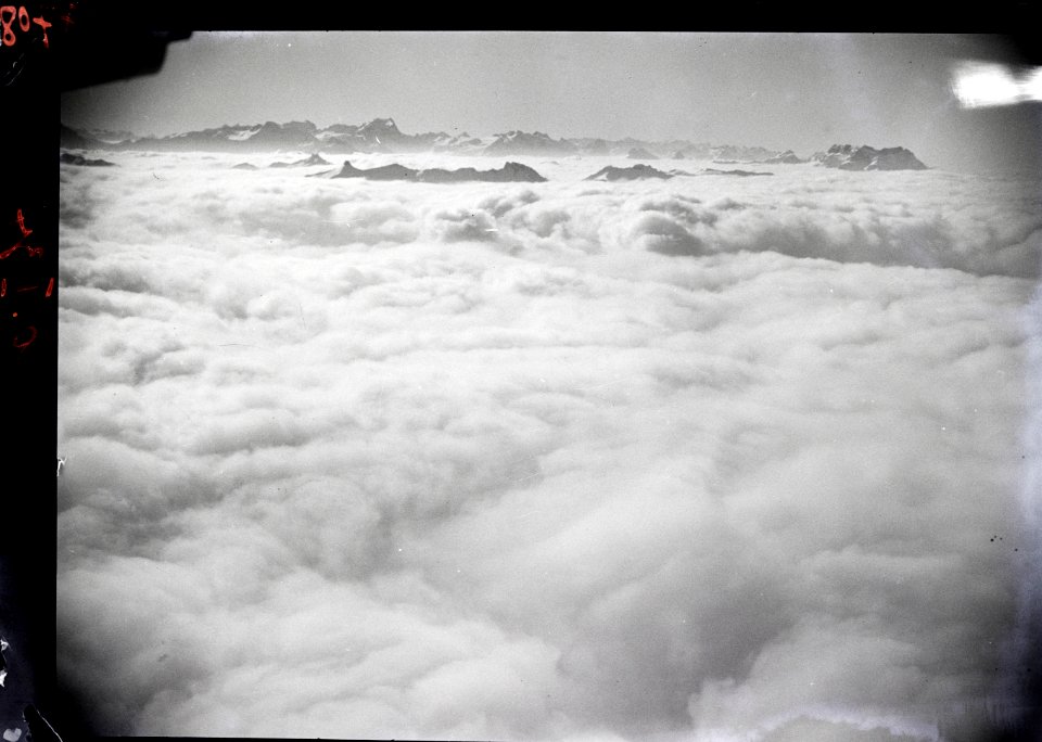 ETH-BIB-Glarner Alpen über dem Nebelmeer, Aufnahme von NO-Inlandflüge-LBS MH01-007708