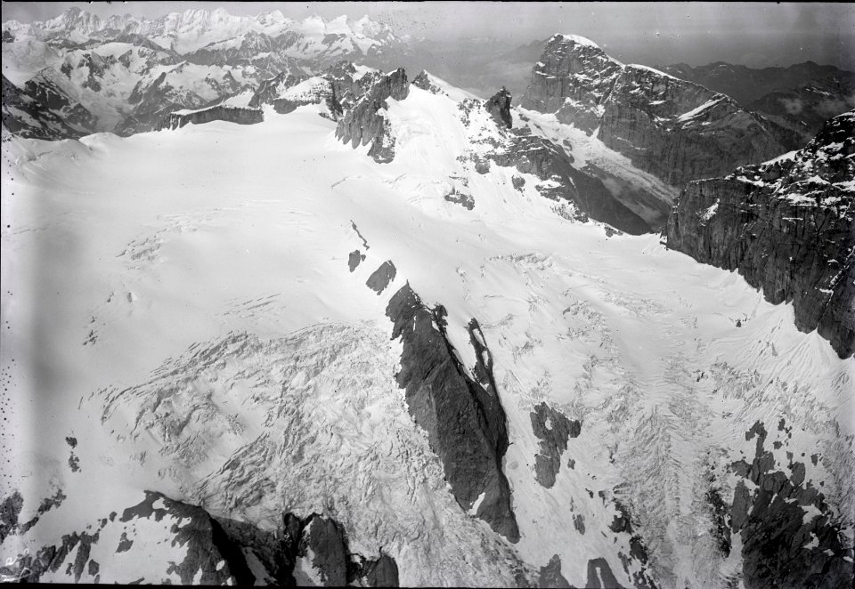 ETH-BIB-Glatt, Firn, Spannörter, Titlis v. N. O. aus 3400 m-Inlandflüge-LBS MH01-004711
