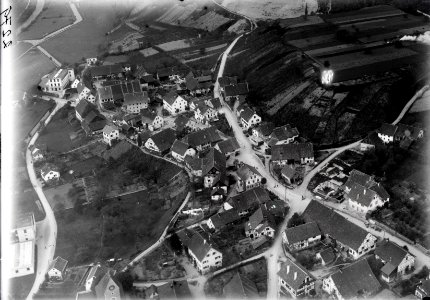 ETH-BIB-Glattfelden aus 100 m-Inlandflüge-LBS MH01-002279