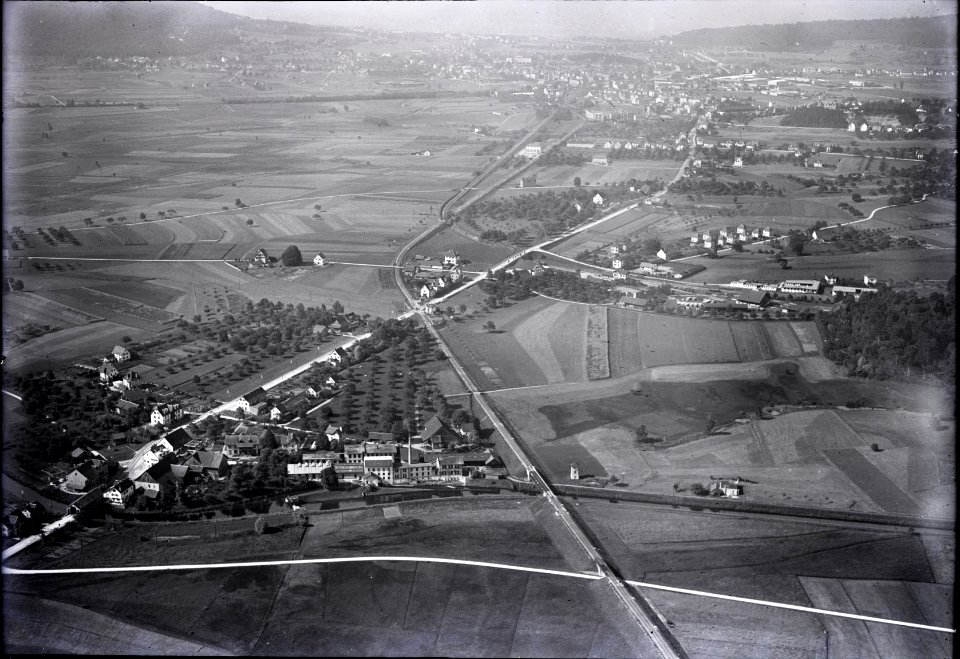 ETH-BIB-Glattbrugg, Seebach, Oerlikon aus 300 m-Inlandflüge-LBS MH01-004625