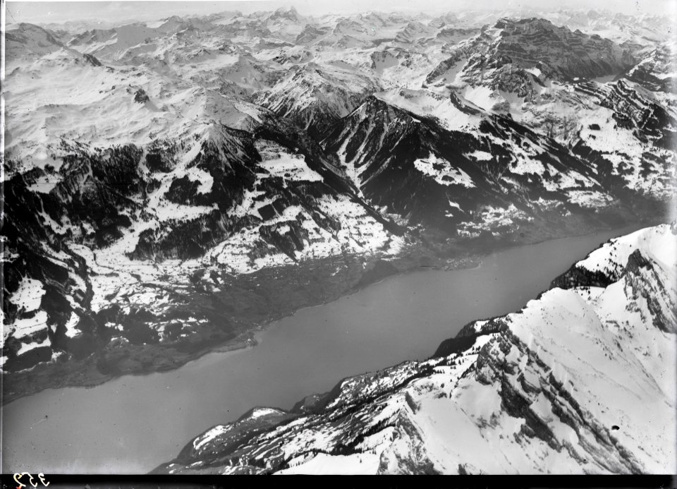 ETH-BIB-Glarneralpen, Walensee, Churfirsten, Tödi, Glärnisch v. N. aus 3200 m-Inlandflüge-LBS MH01-000352