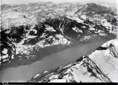 ETH-BIB-Glarneralpen, Walensee, Churfirsten, Tödi, Glärnisch v. N. aus 3200 m-Inlandflüge-LBS MH01-000352