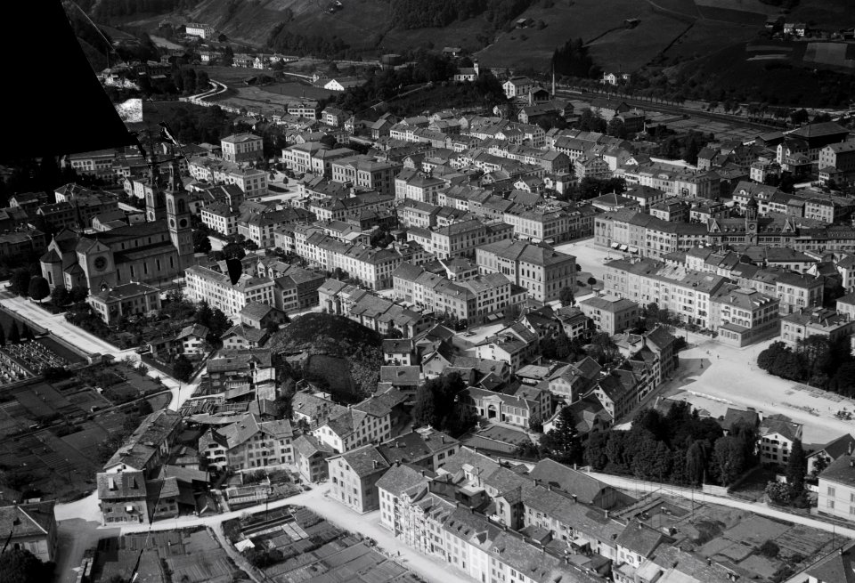 ETH-BIB-Glarus aus 100 m-Inlandflüge-LBS MH01-004530