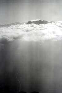 ETH-BIB-Glärnisch, Bifertenstock, Wolkenmeer v. N. aus 2500 m-Inlandflüge-LBS MH01-005517