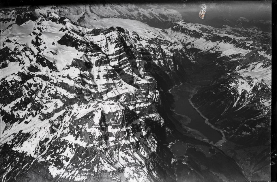 ETH-BIB-Glärnisch, Klöntalersee, Vrenelisgärtli v. O. aus 3200 m-Inlandflüge-LBS MH01-000138