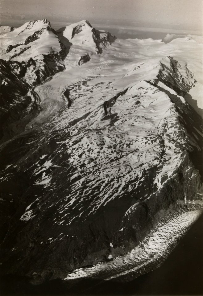 ETH-BIB-Gornergletscher, Gornergrat, Findelgletscher, Rimpfishorn, Strahlhorn-Inlandflüge-LBS MH01-005679