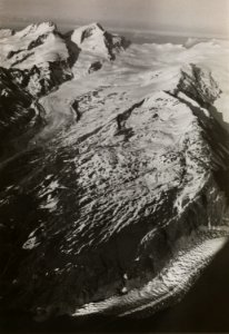 ETH-BIB-Gornergletscher, Gornergrat, Findelgletscher, Rimpfishorn, Strahlhorn-Inlandflüge-LBS MH01-005679