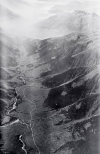 ETH-BIB-Goms, Reckingen, Gluringen, Ritzingen, Biel v. N. O. aus 4000 m-Inlandflüge-LBS MH01-005497