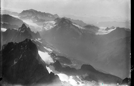 ETH-BIB-Gr. Windgällen, Ruchen, Tödi v. N. aus 3500 m-Inlandflüge-LBS MH01-000185