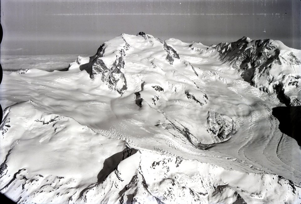 ETH-BIB-Gornergrat, Gornergletscher, Grenzgletscher, Monte Rosa, Lyskamm-Inlandflüge-LBS MH01-005688