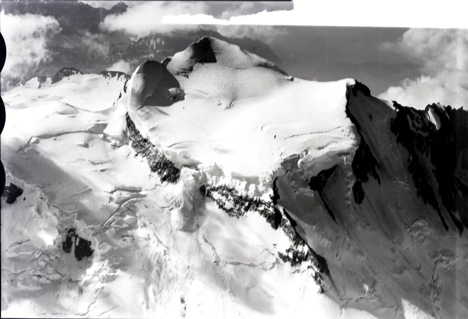 ETH-BIB-Grand Combin v. N. aus 4700 m-Inlandflüge-LBS MH01-005788