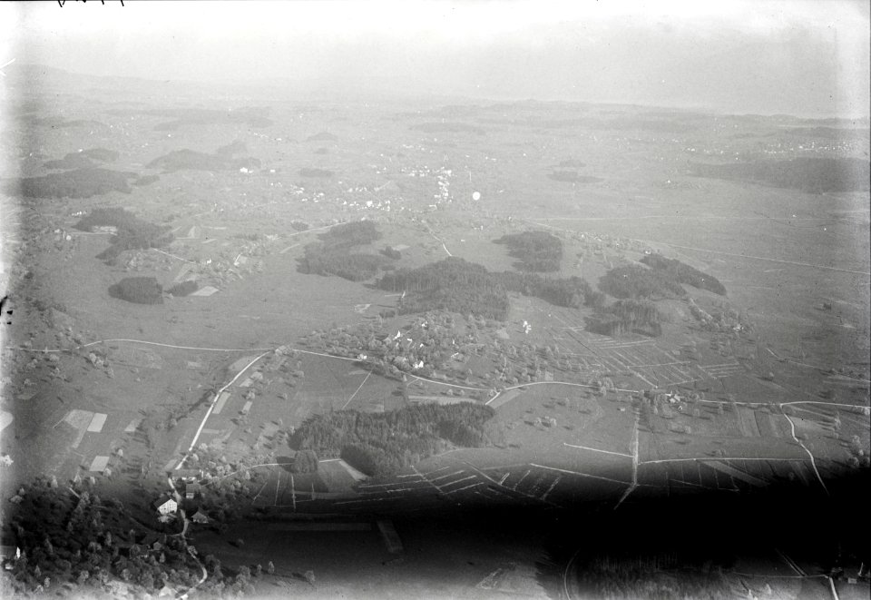 ETH-BIB-Gossau, Grüningen, Hombrechtikon v. N. W. aus 1000 m-Inlandflüge-LBS MH01-004127