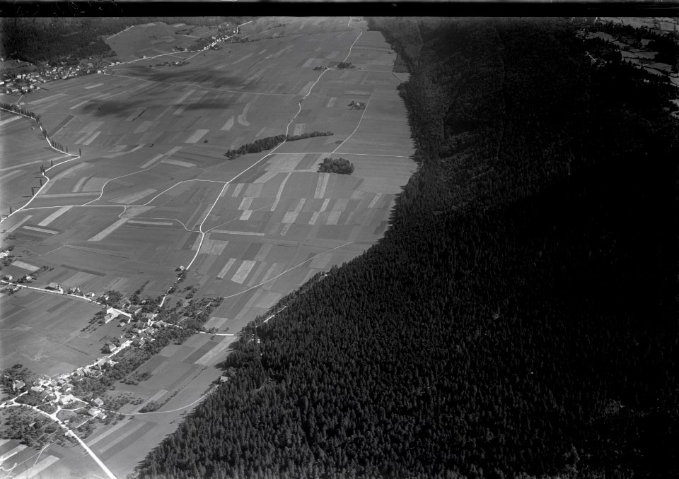ETH-BIB-Grand Savagnier, Dombresson, Villiers v. S. aus 1500 m-Inlandflüge-LBS MH01-005294
