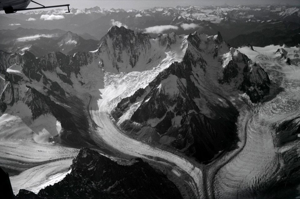 ETH-BIB-Grandes Jorasses-Weitere-LBS MH05-21-14