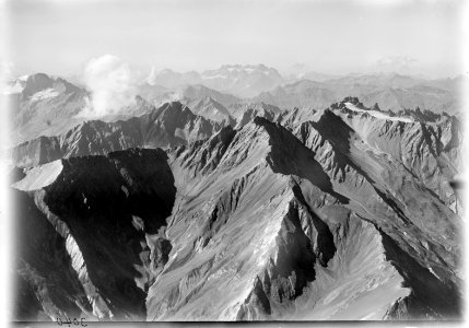 ETH-BIB-Graue Hörner, Pizol, Glärnisch v. S. O. aus 3200 m-Inlandflüge-LBS MH01-003040