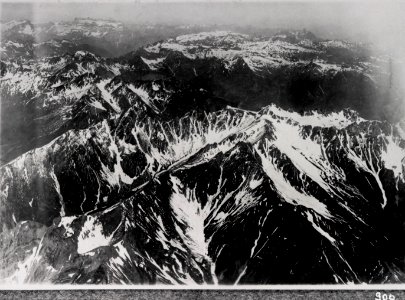 ETH-BIB-Graue Hörner m. Weisstannental u. Glärnisch-Inlandflüge-LBS MH01-000900