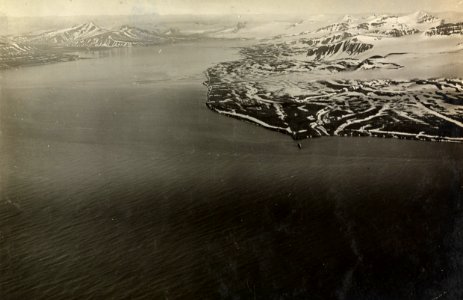 ETH-BIB-Green Harbourfjord von Norden aus 800 m Höhe-Spitzbergenflug 1923-LBS MH02-01-0016-A
