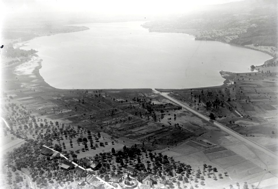 ETH-BIB-Greifensee bei Hochwasser-Inlandflüge-LBS MH01-006292