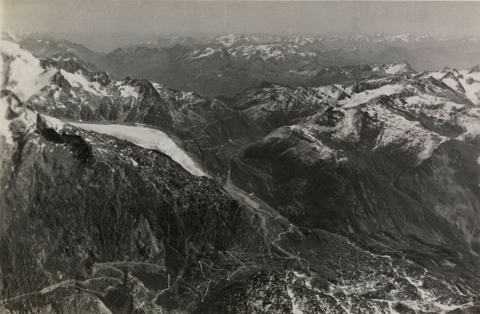 ETH-BIB-Grimselpass, Rhônegletscher, Furkapass, Oberalppass-Inlandflüge-LBS MH01-005487