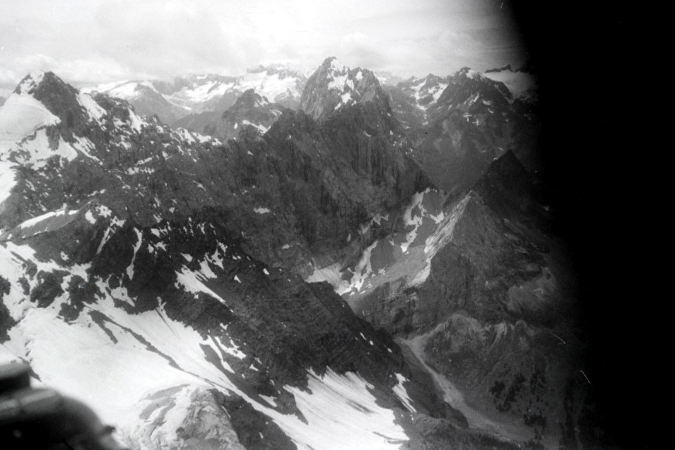 ETH-BIB-Gross Ruchen, Gross Windgällen-Weitere-LBS MH02-21-0004